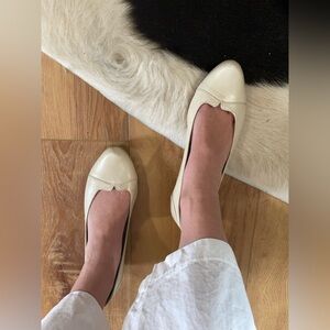 Diana Warner Nude Leather Shoes Size 7.5 (38).